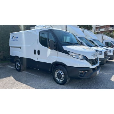 IVECO Daily isotermico L2H1...